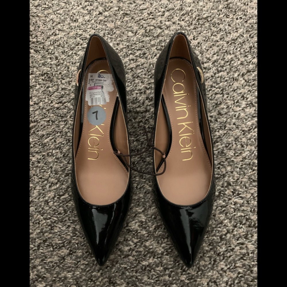 CK pump shoes